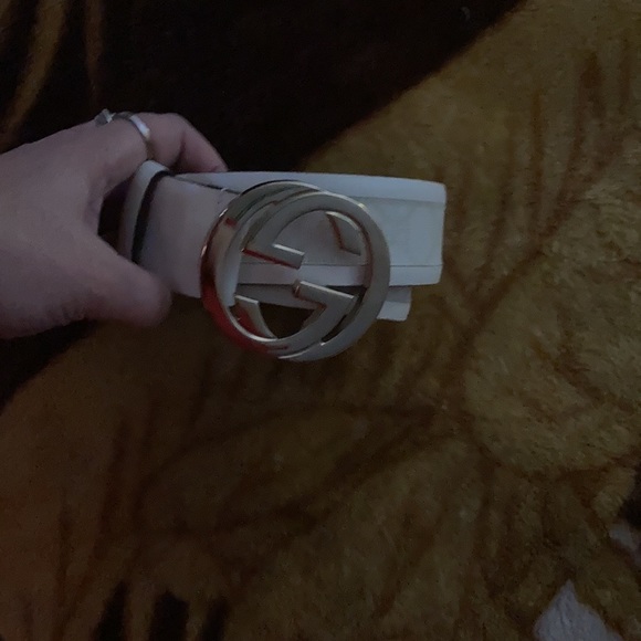 Men’s Gucci belt worn twice at the most - Picture 2 of 3